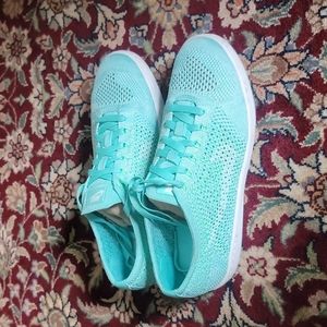 Nike Tennis Classic Shoes size 9,5